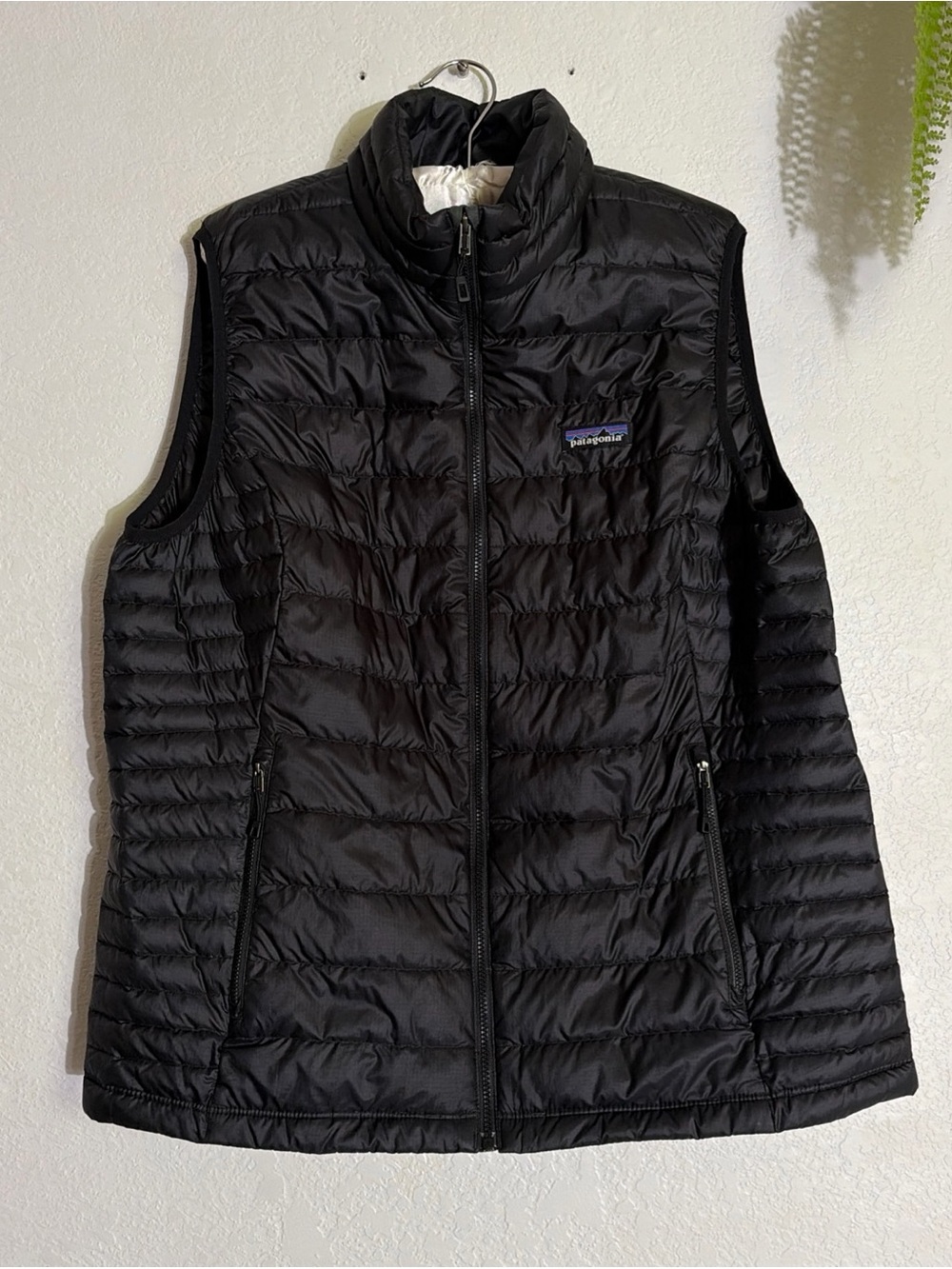 PATAGONIA Down Black Puffer Vest Women’s SZ XL